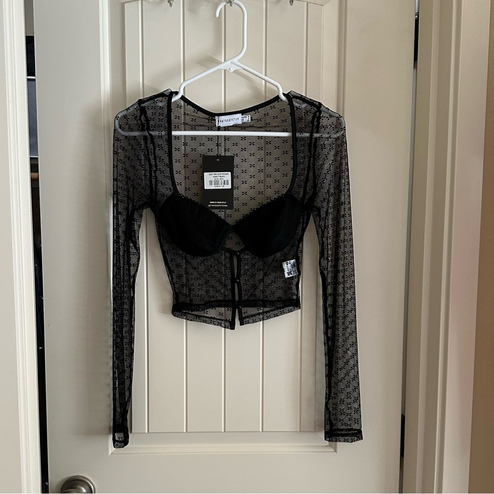 NWT That’s So Fetch Kacey Long Sleeve Top